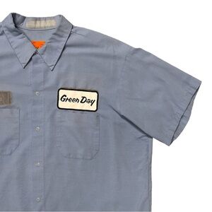 Vintage 90s GREEN DAY Style Button Up T-Shirt - Classic Alt Rock Band Merch